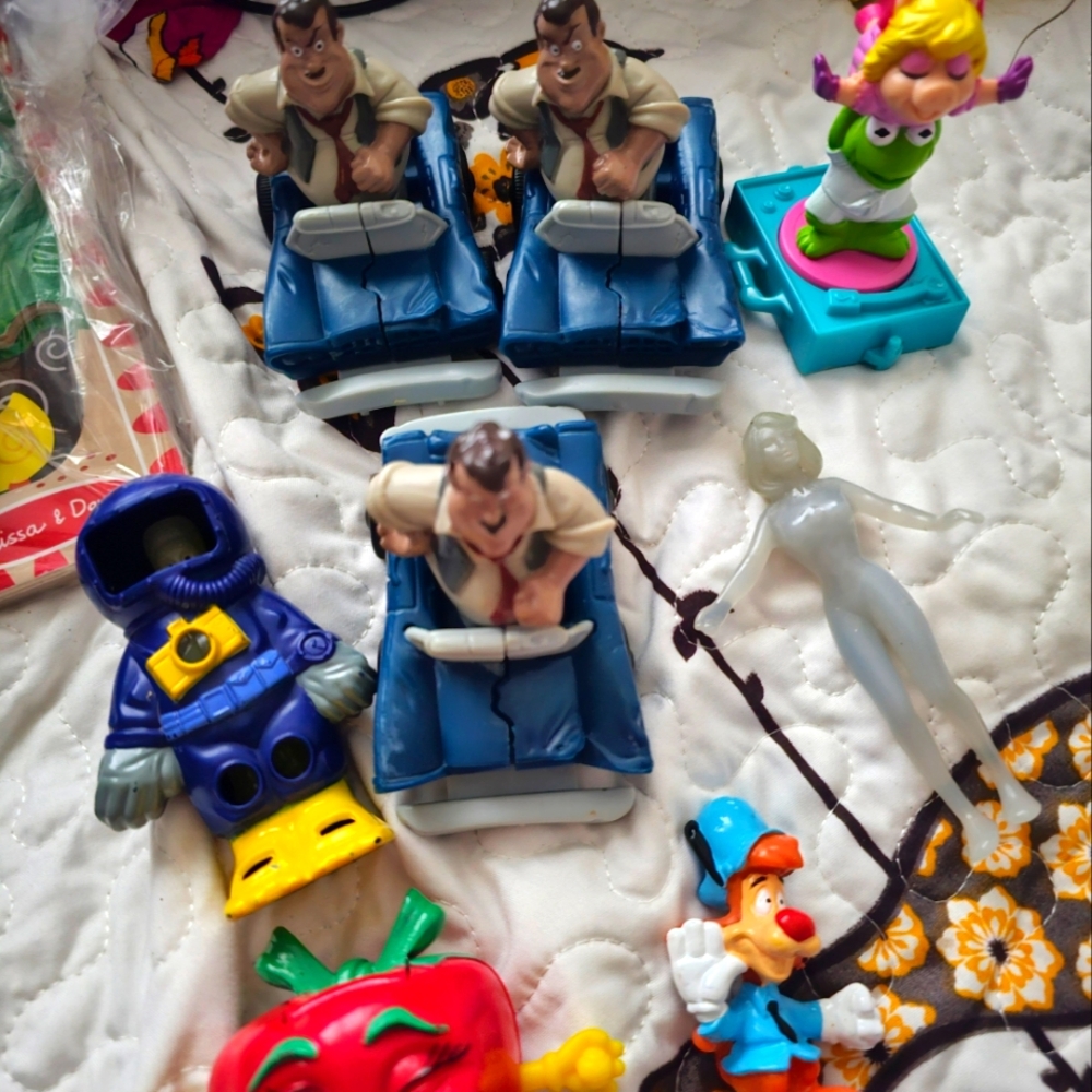 BK Kids Club  Action Figures Playset